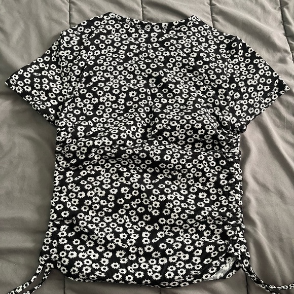 Shirt - Picture 2 of 2